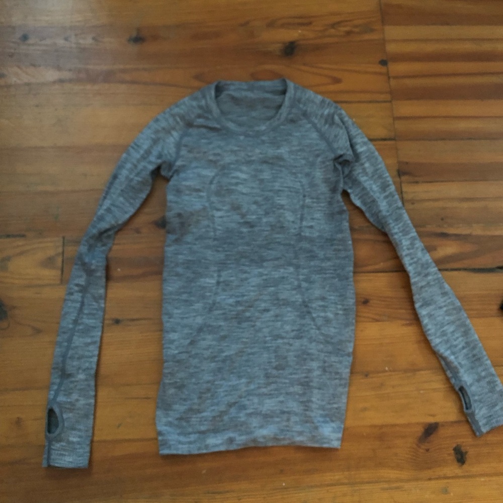 lululemon long sleeve top